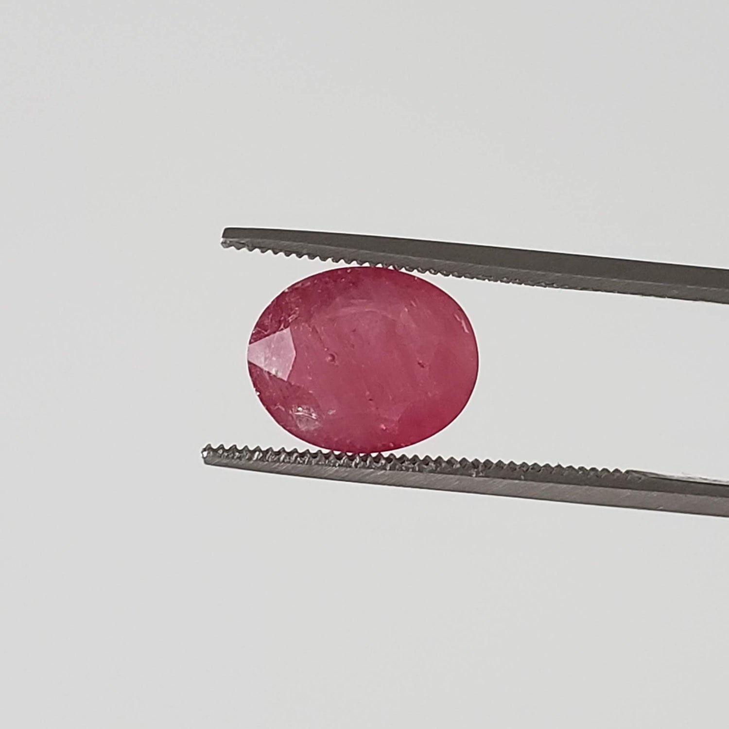 Ruby | Oval Cut | Red | 9.8x8mm 2.9ct | Madagascar