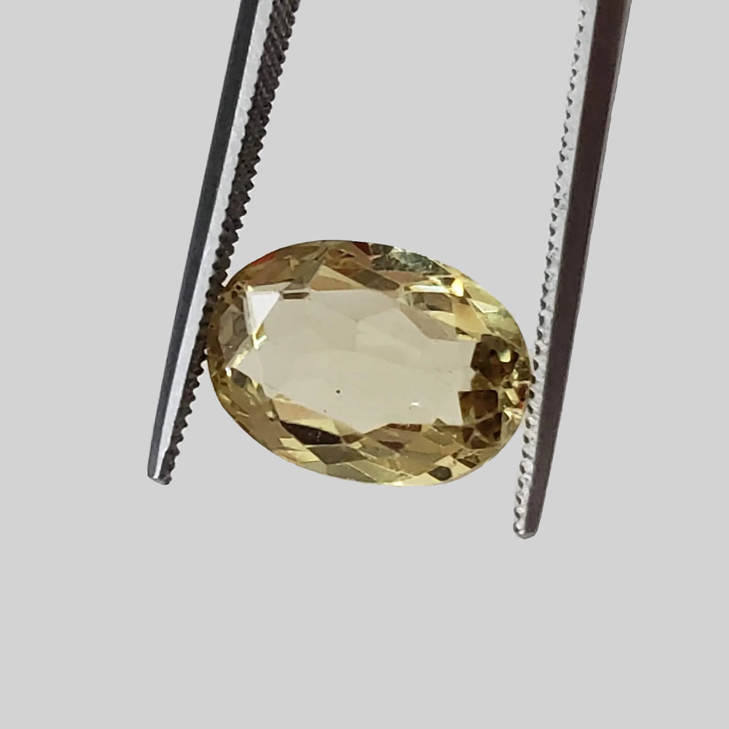 Apatite (Lemon) | Oval Cut | Lemon Yellow | 11.8x8.5mm 3.5ct