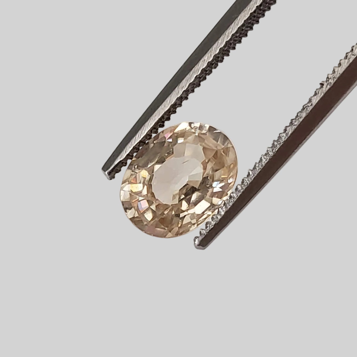 Zircon | Oval Cut | Yellow | 7x5.5mm 1.32ct