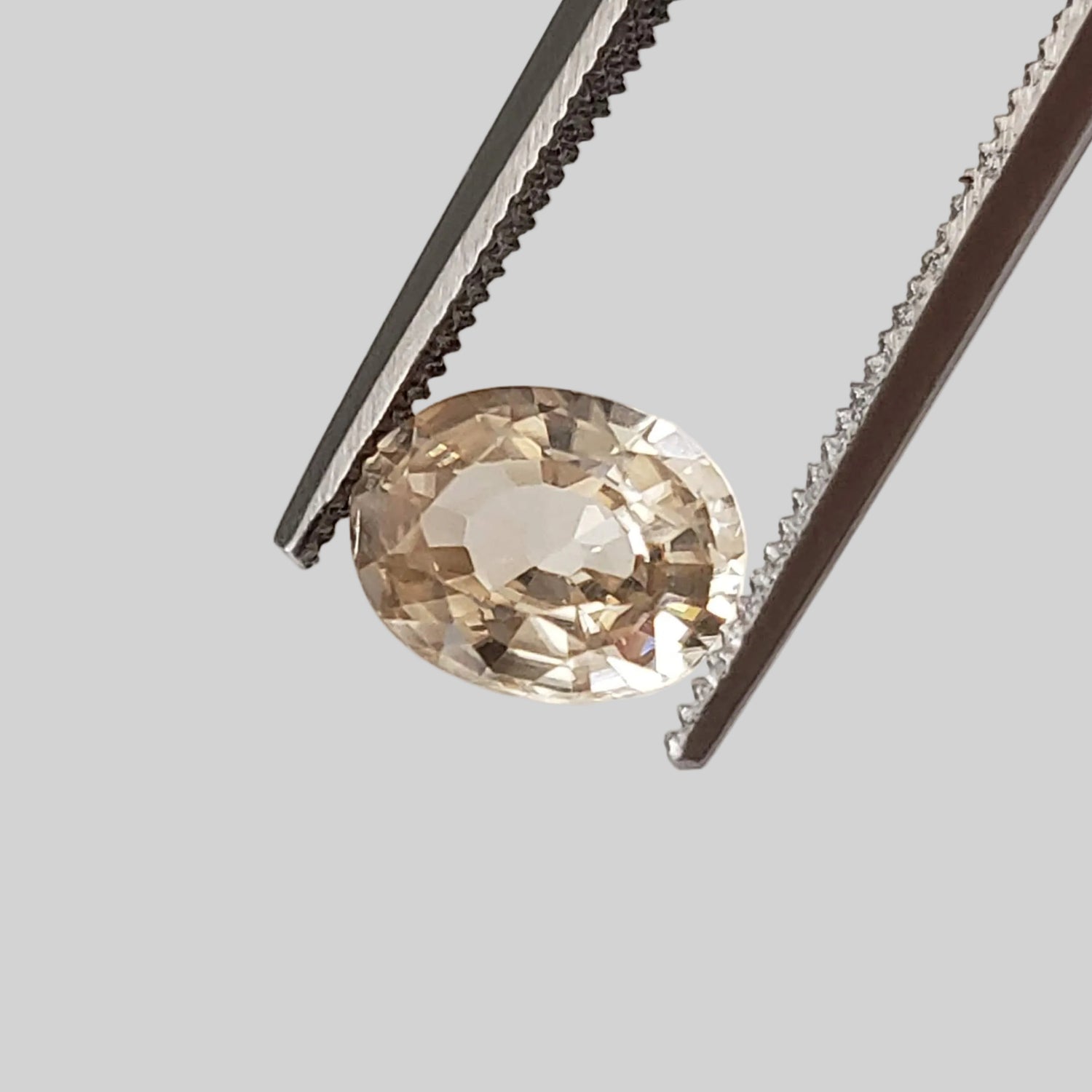 Zircon | Oval Cut | Yellow | 7x5.5mm 1.32ct