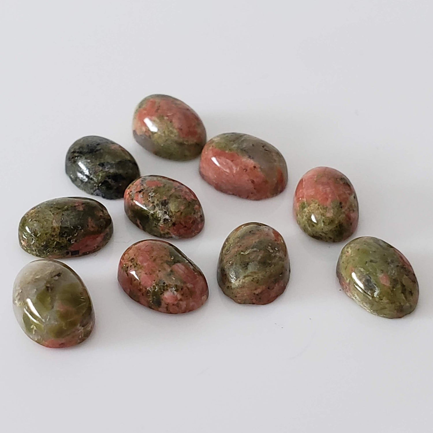 Unakite | 10 Piece Gemstone Lot | Oval Cabochon | Green With Red | 9.7tcw