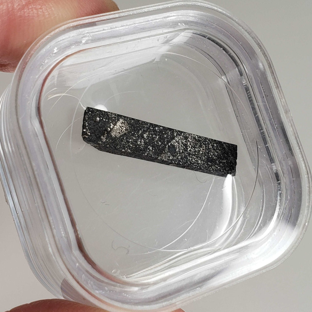  Abee Meteorite | 0.902gr | Part Slice | Rare Enstatite | EH4 Class | Observed Fall 1952 Canada | SO24 1