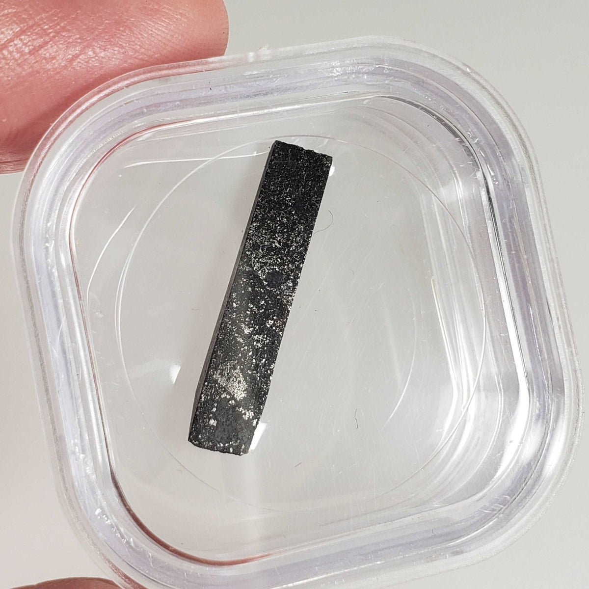  Abee Meteorite | 0.902gr | Part Slice | Rare Enstatite | EH4 Class | Observed Fall 1952 Canada | SO24 2