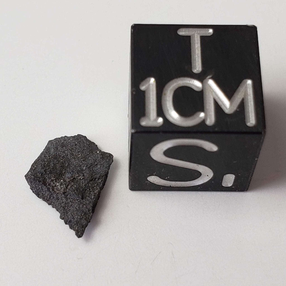  Abee Meteorite | 124 mg | Fragment | Rare Enstatite | EH4 Class | Observed Fall 1952 Canada | SO24 