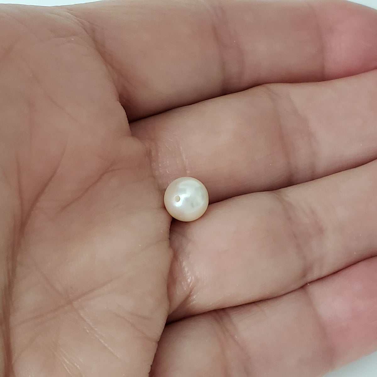  Akoya Pearl | White | Perfect Round | 7.6mm | Japan 4
