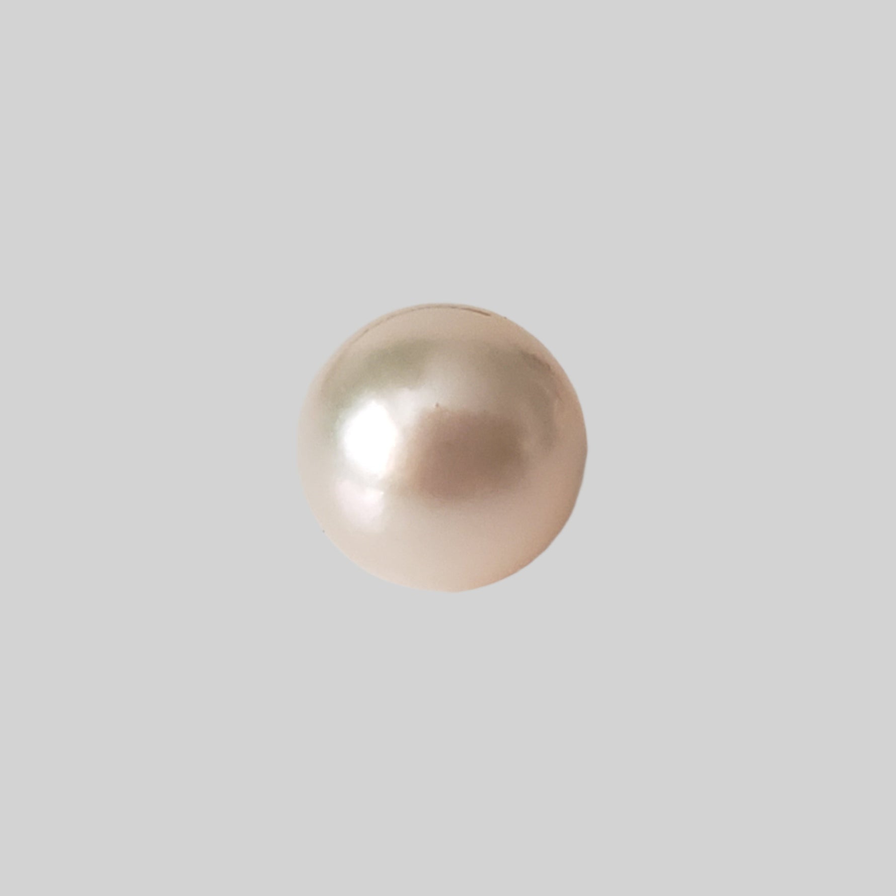  Akoya Pearl | White | Perfect Round | 7.6mm | Japan 2