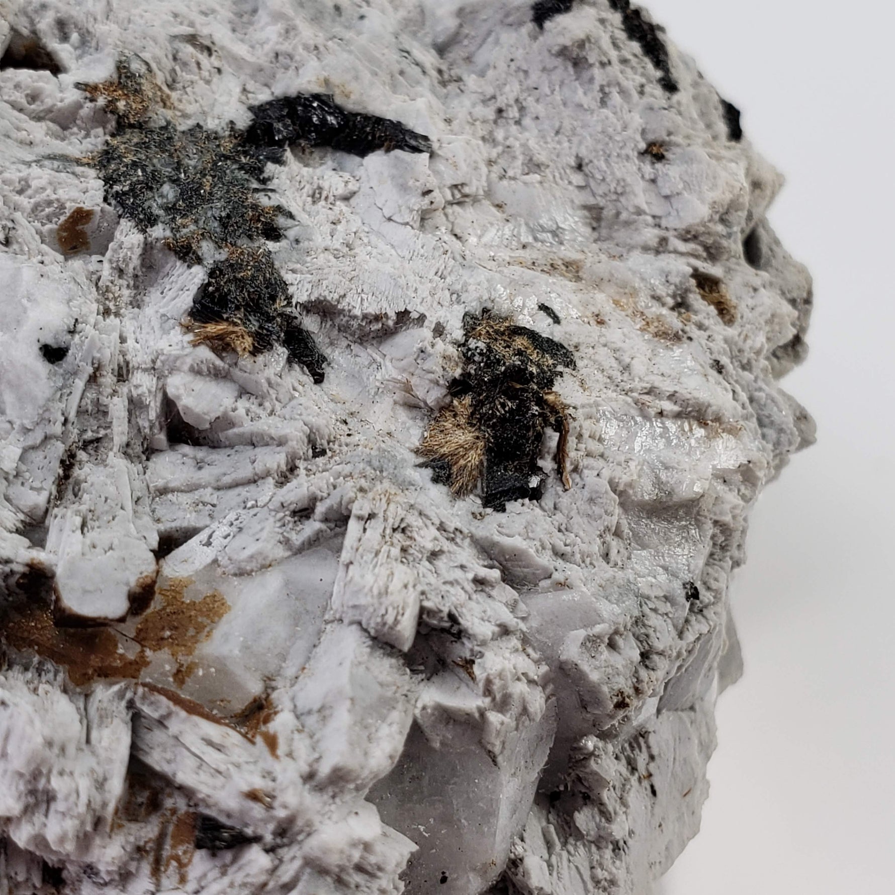  Analcime Crystal  | 142.77 grams | Poudrette Quarry, Mont-Saint-Hilaire, Canada 0