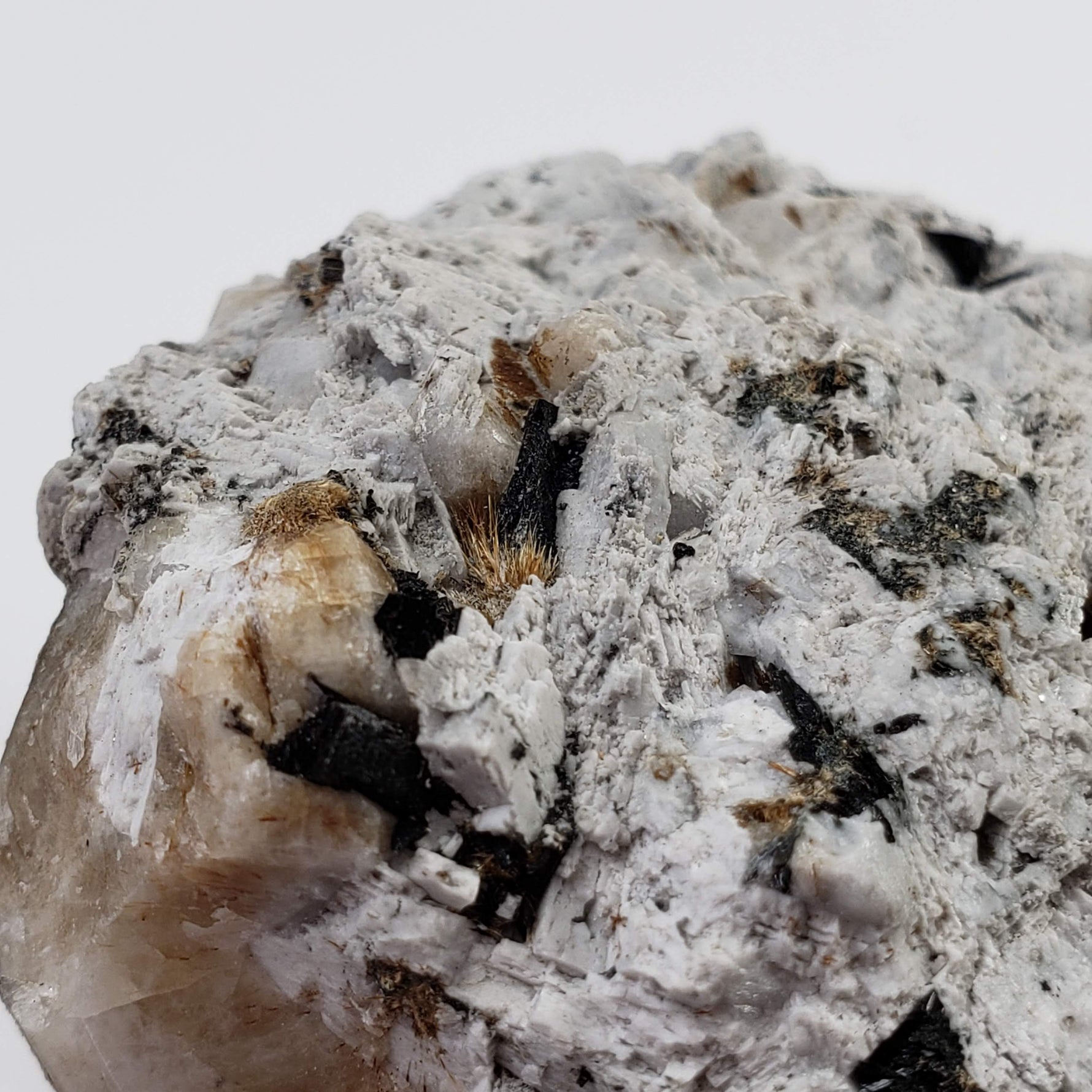  Analcime Crystal  | 142.77 grams | Poudrette Quarry, Mont-Saint-Hilaire, Canada 0