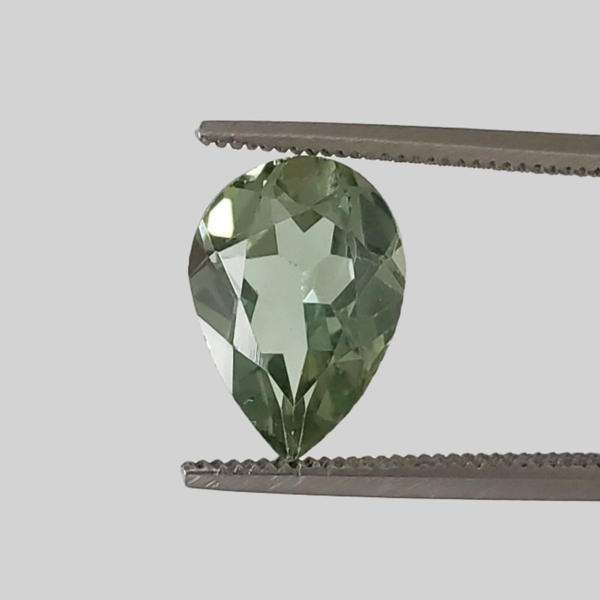  Apatite | Pear Shape Cut | Jungle Green | 10.4x7.4mm 2ct | SO24 1
