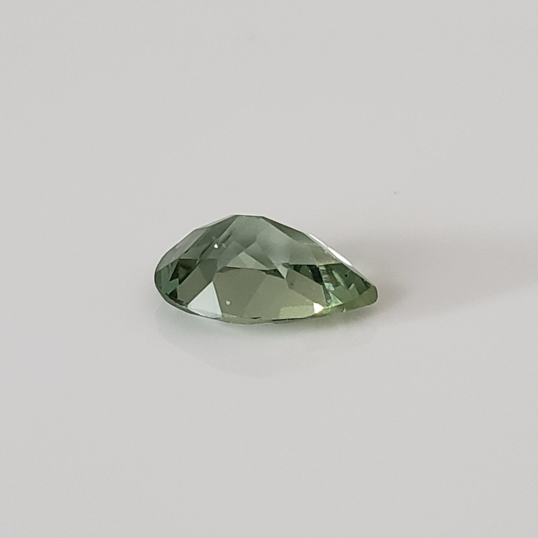  Apatite | Pear Shape Cut | Jungle Green | 10.4x7.4mm 2ct | SO24 4