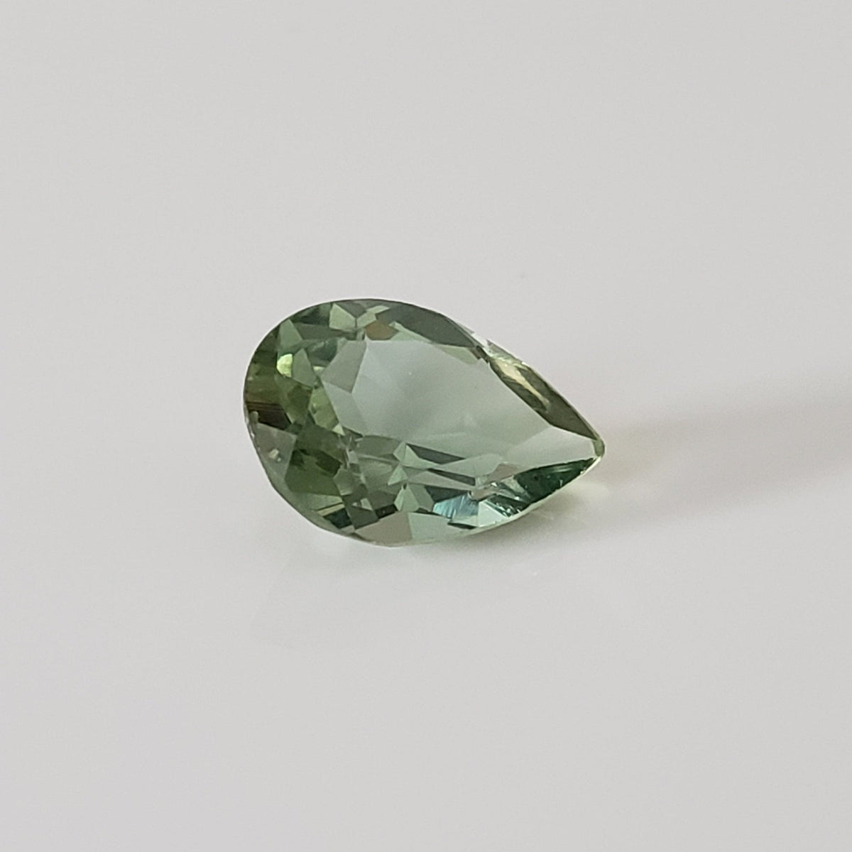  Apatite | Pear Shape Cut | Jungle Green | 10.4x7.4mm 2ct | SO24 5