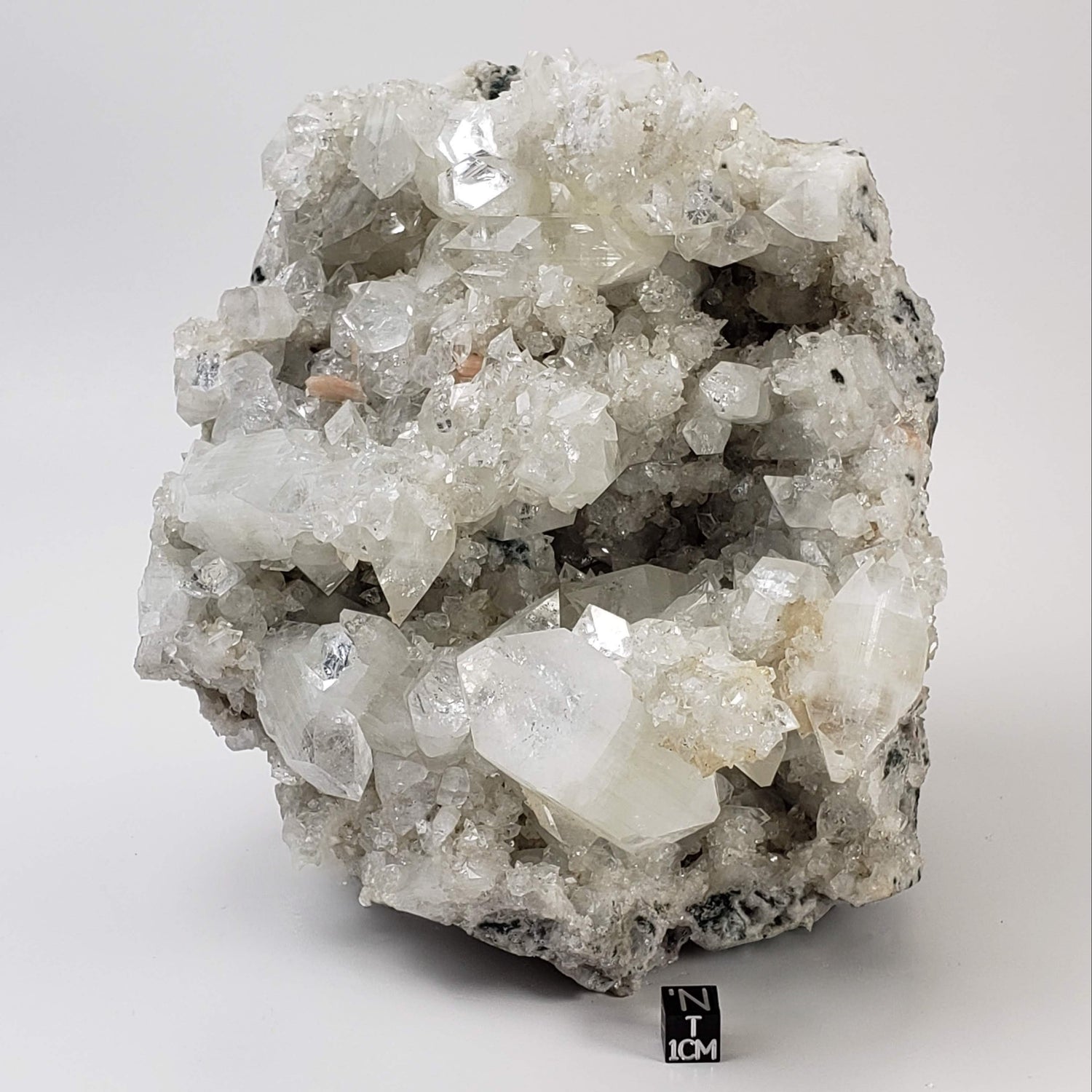  Apophyllite and Stilbite on Chalcedony Druse | 3.71 KG | Double Terminated Crystal | Jalgaon, India 