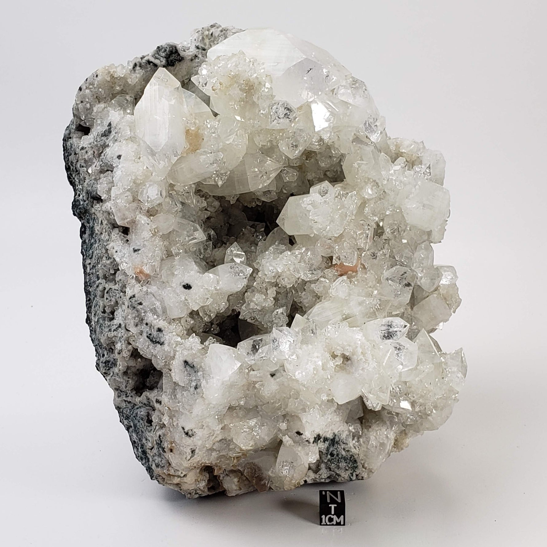  Apophyllite and Stilbite on Chalcedony Druse | 3.71 KG | Double Terminated Crystal | Jalgaon, India 8