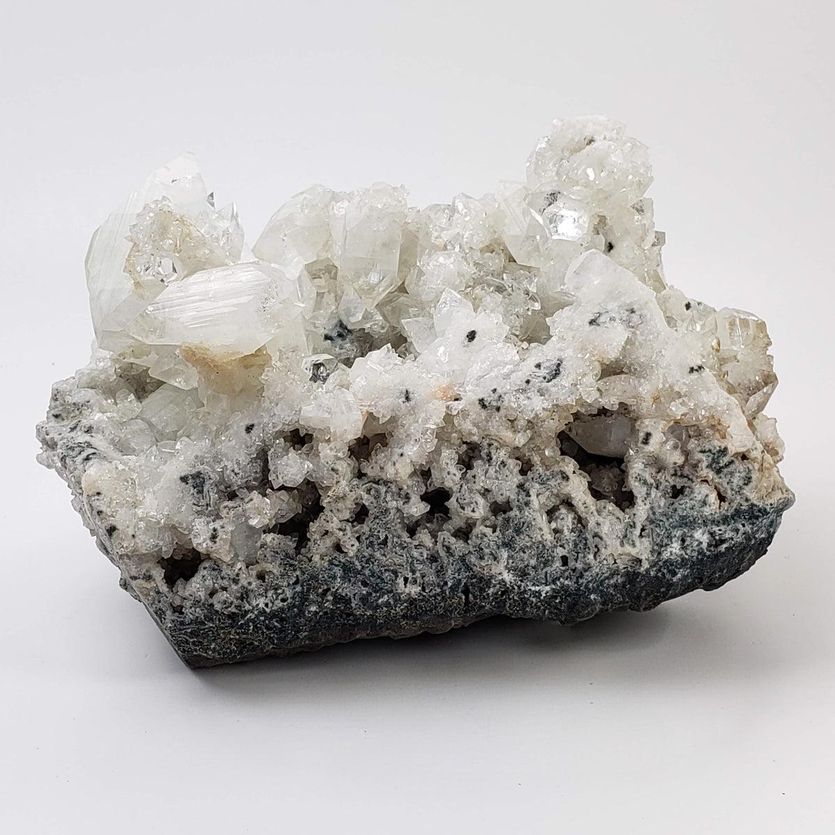  Apophyllite and Stilbite on Chalcedony Druse | 3.71 KG | Double Terminated Crystal | Jalgaon, India 9