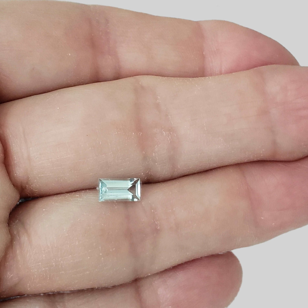  Aquamarine | Baguette Cut | Blue | 8x4mm 0.74ct 6