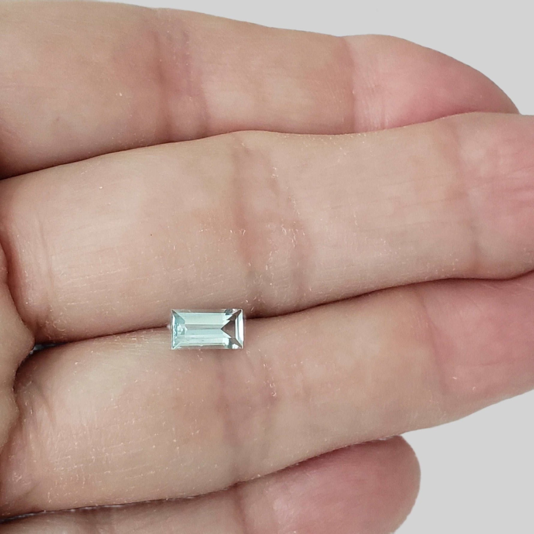  Aquamarine | Baguette Cut | Blue | 8x4mm 0.74ct 6