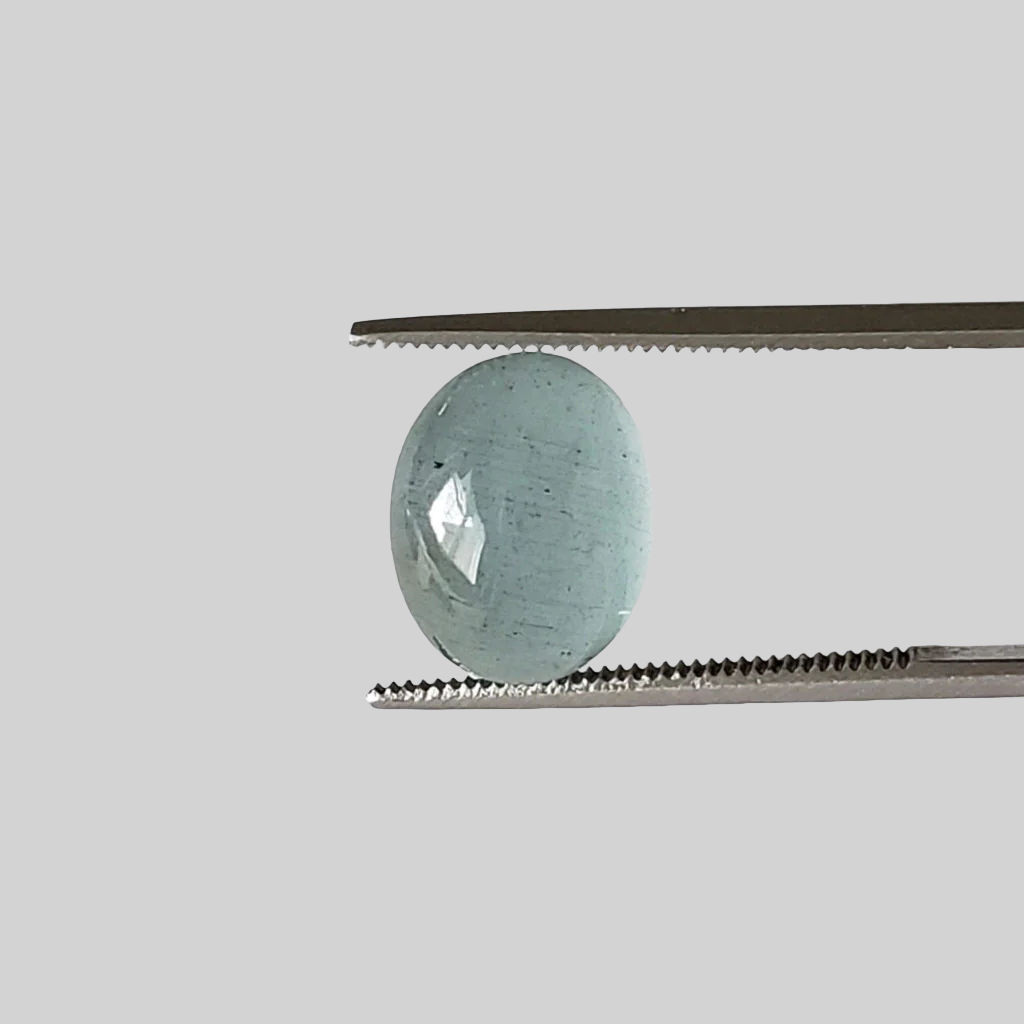   Aquamarine | Oval Cabochon | Light Grayish Blue | 11.3x9.1mm 4.85ct 