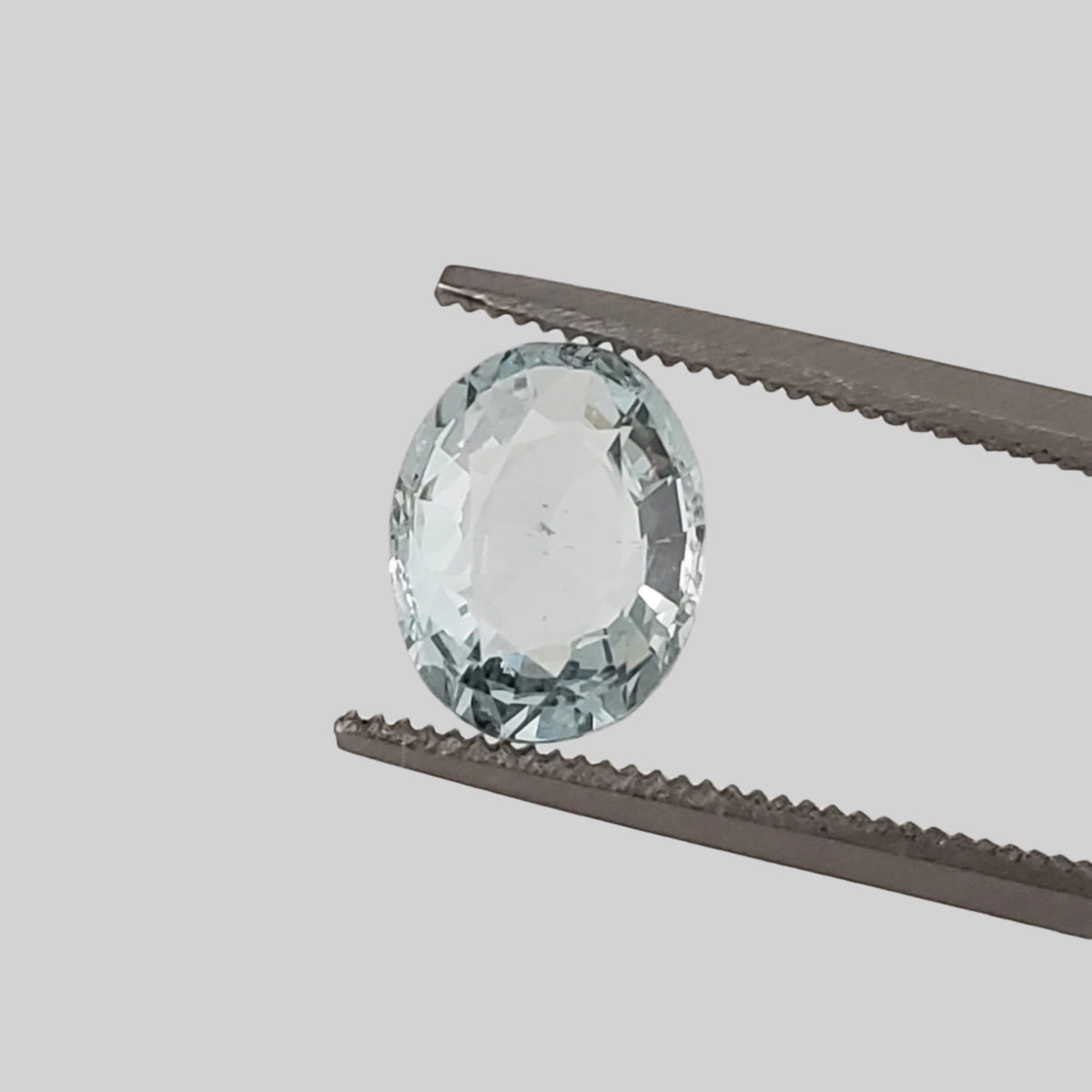  Aquamarine | Oval Cut | Medium Blue | 8x6 mm 1.25ct | Brazil 1