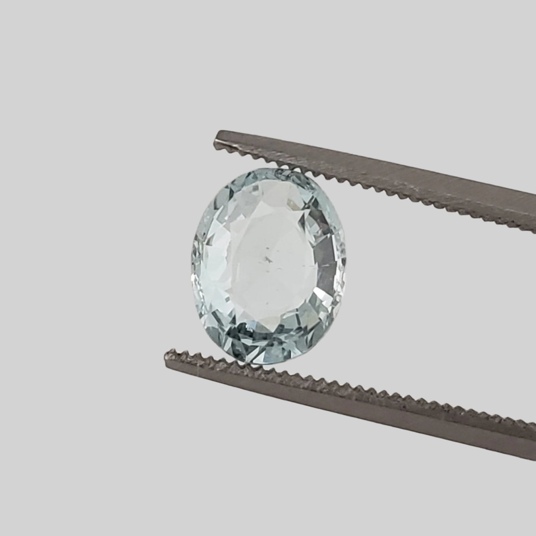  Aquamarine | Oval Cut | Medium Blue | 8x6 mm 1.25ct | Brazil 1