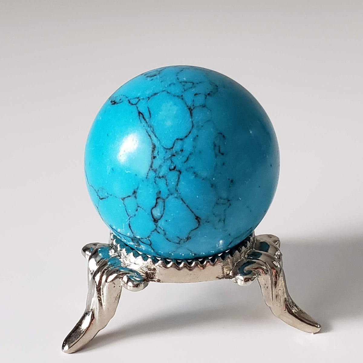 Blue Howlite Sphere | 30 mm 1.2 inches | 31.7 grams 5