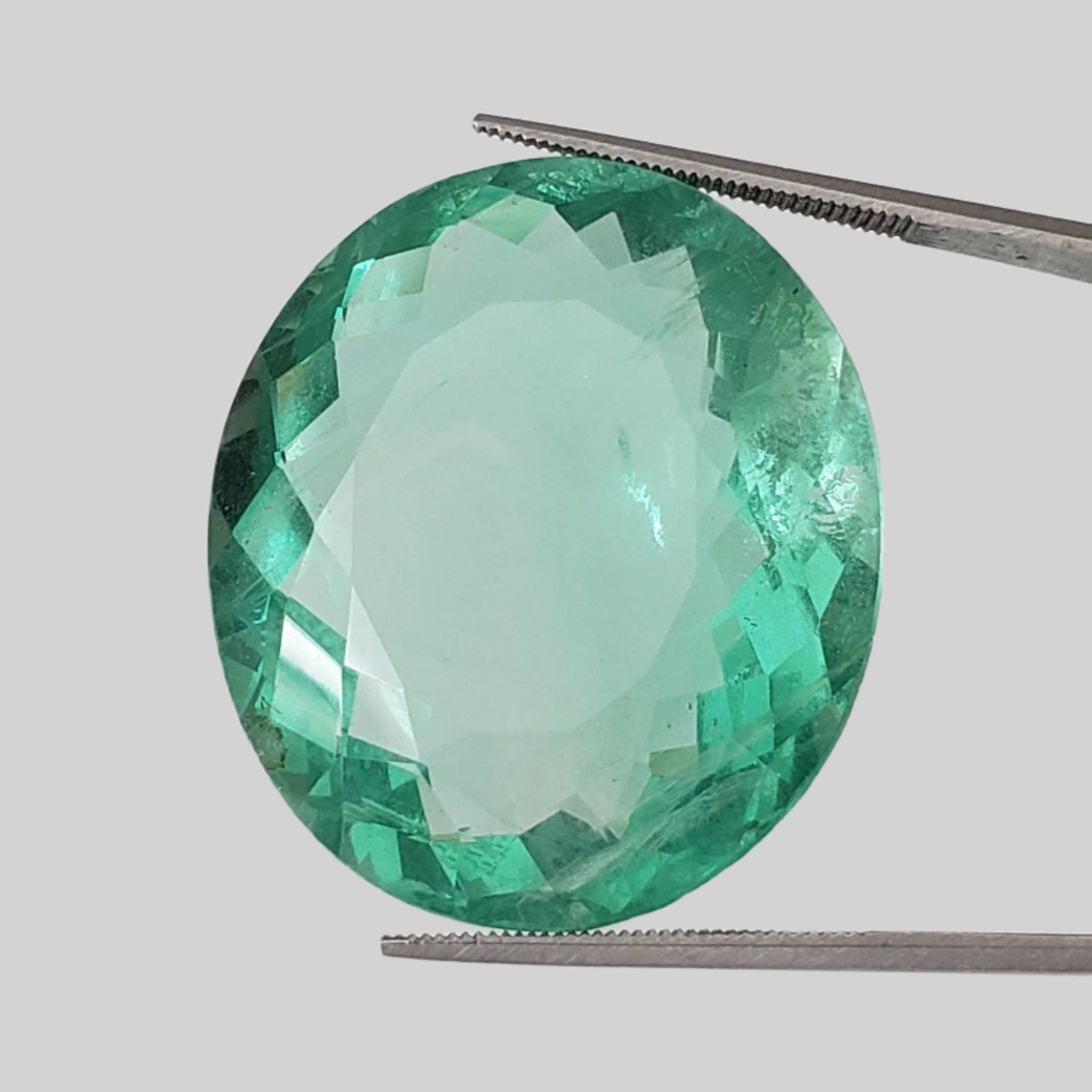   Chrome Fluorite | Oval Cut | Green | Huge | 32x28mm 91.50ct | Africa 