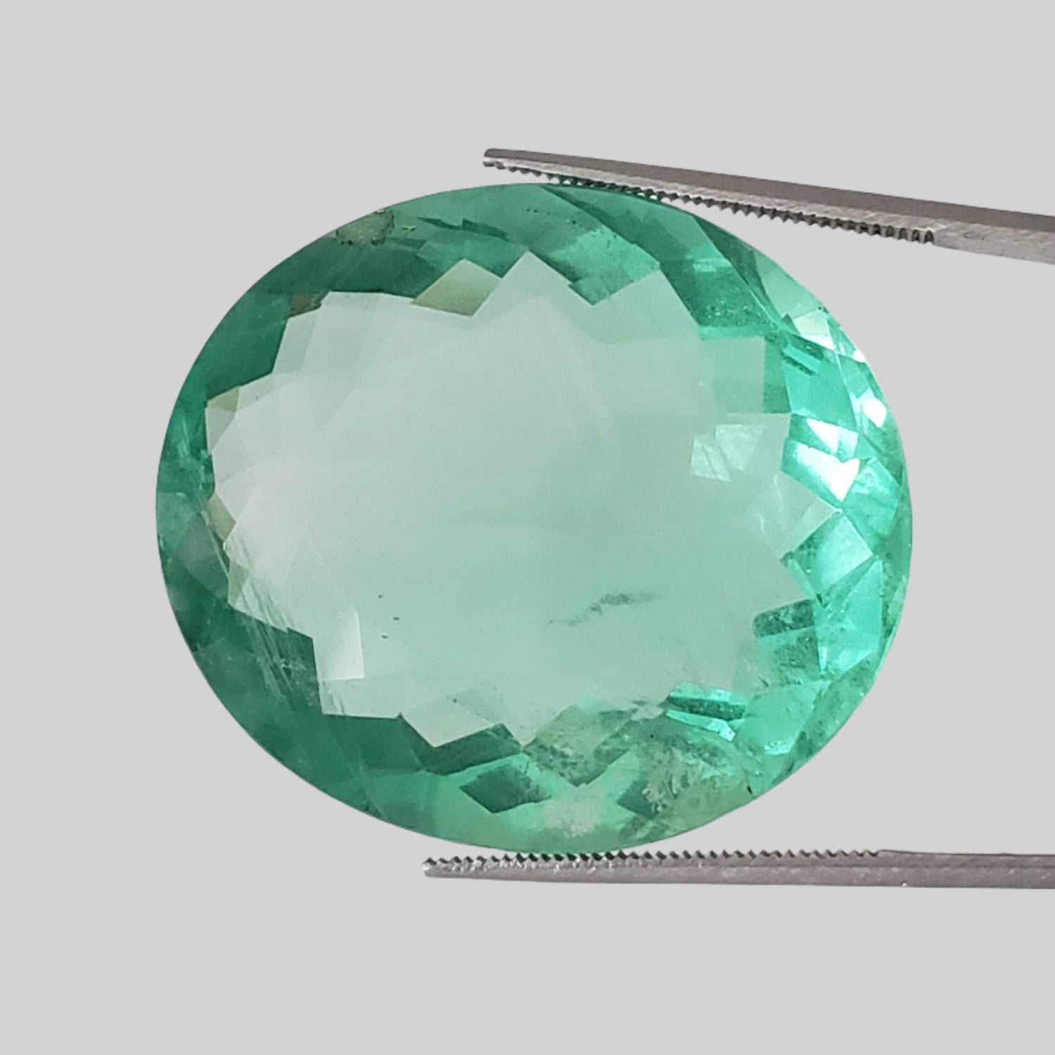   Chrome Fluorite | Oval Cut | Green | Huge | 32x28mm 91.50ct | Africa 