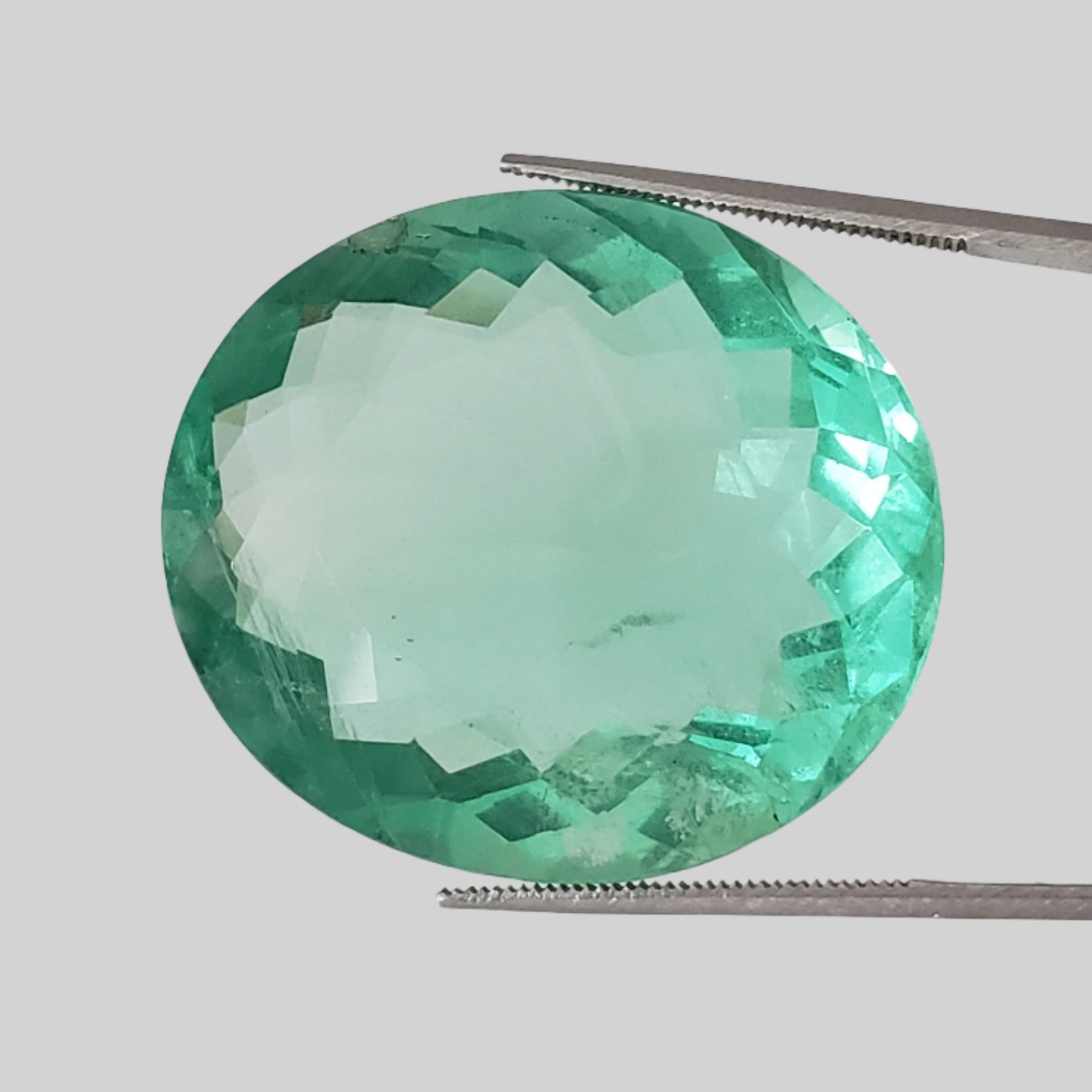   Chrome Fluorite | Oval Cut | Green | Huge | 32x28mm 91.50ct | Africa 