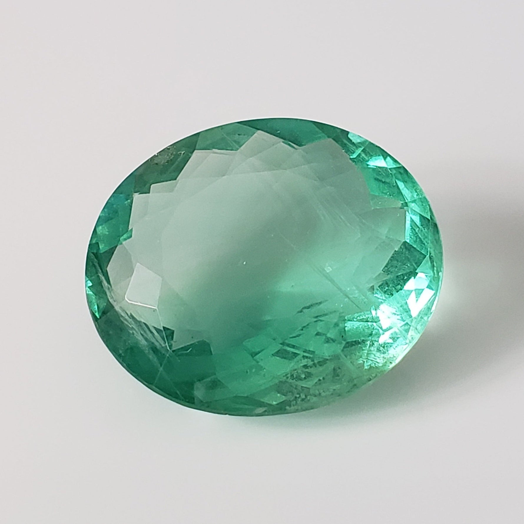   Chrome Fluorite | Oval Cut | Green | Huge | 32x28mm 91.50ct | Africa 