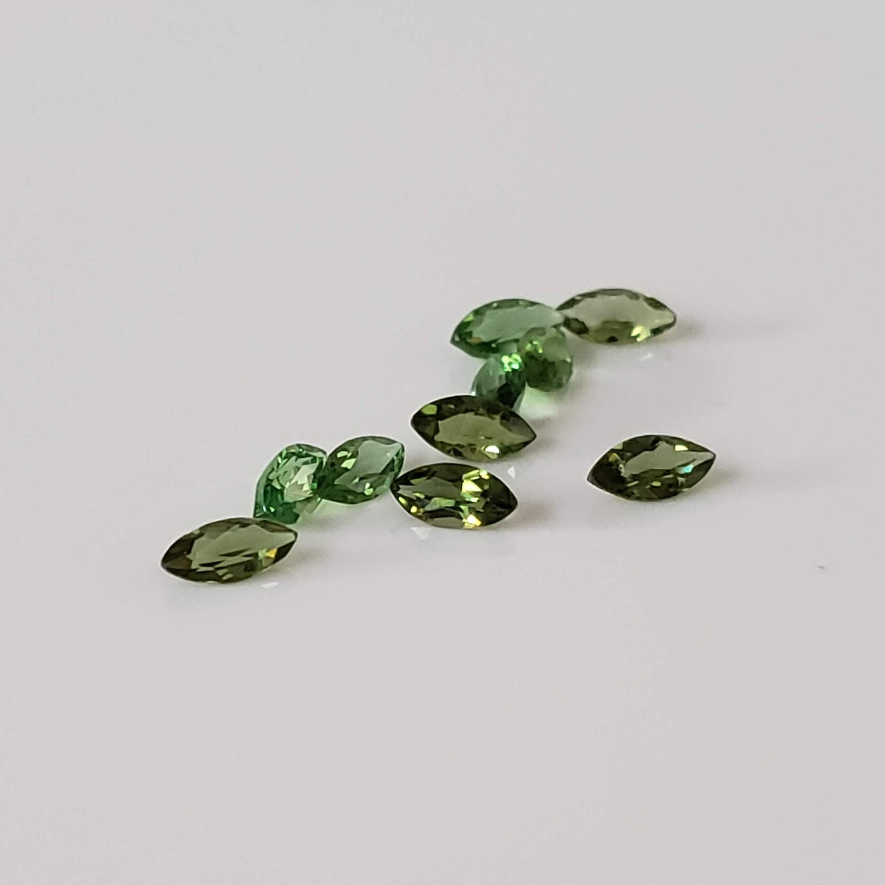  Chrome Tourmaline | 10 Piece Lot | Marquise Cut | Green | 4x2mm 0.71tcw 1