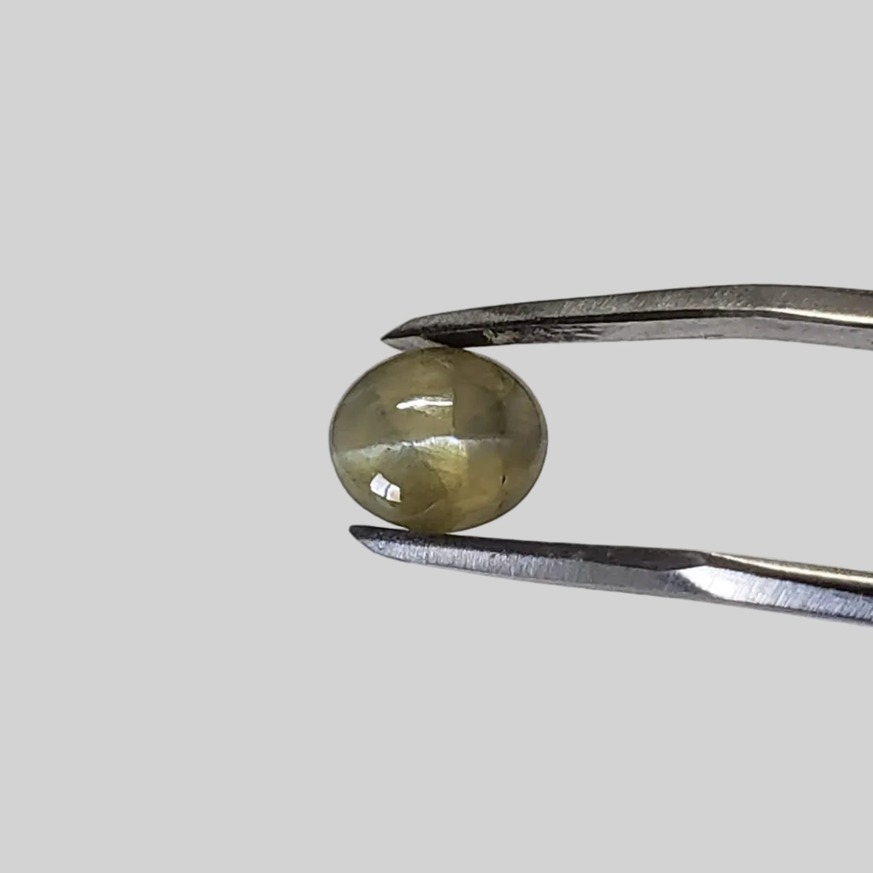  Chrysoberyl Cats Eye | Oval Cabochon | Amber Green | 7.5x6.5mm 1.5ct 2