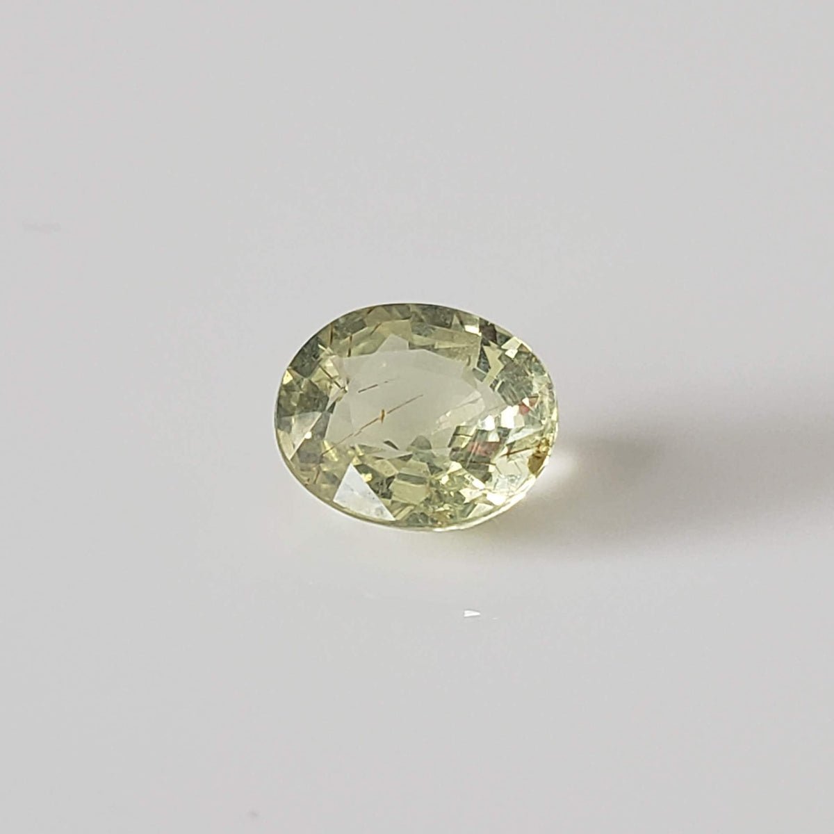 Chrysoberyl | Oval Cut | Canary Yellow | 7x6mm 1.3ct 4