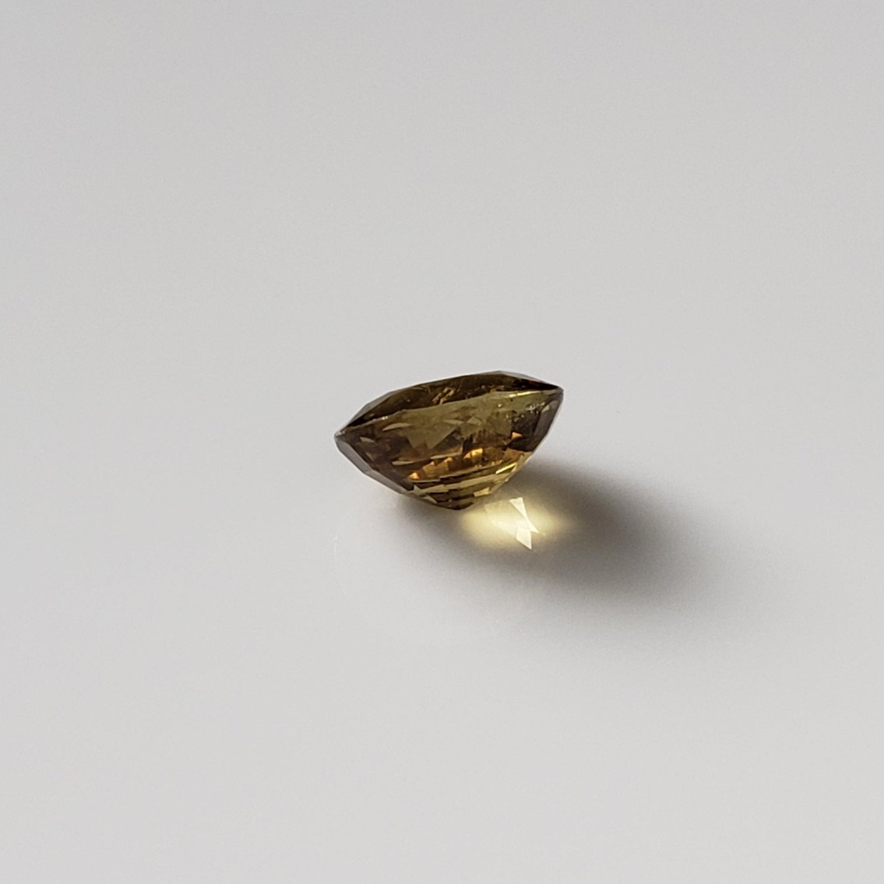  Chrysoberyl | Oval Cut | Yellow | 6.5x5.5mm 1.0ct 5