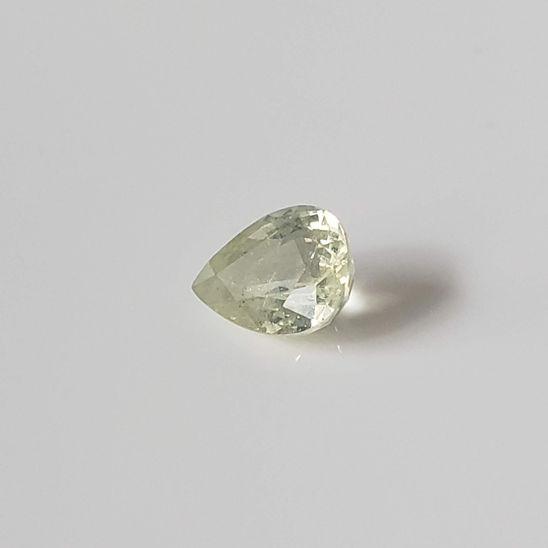  Chrysoberyl | Pear Shape Cut | Lemon Green | 6.8x5.2mm 1.0ct 4