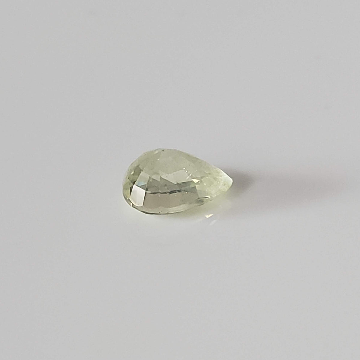  Chrysoberyl | Pear Shape Cut | Lemon Green | 6.8x5.2mm 1.0ct 7