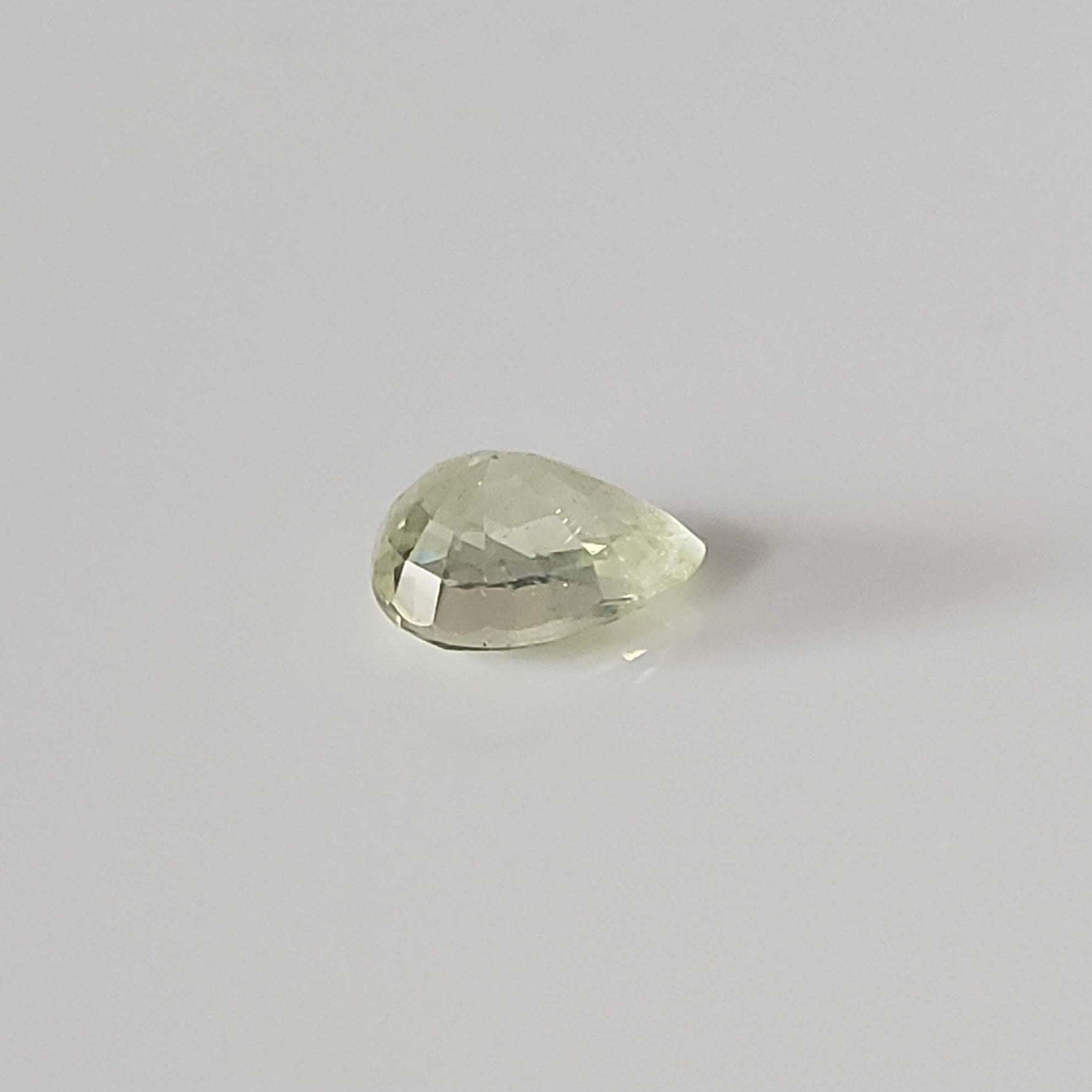  Chrysoberyl | Pear Shape Cut | Lemon Green | 6.8x5.2mm 1.0ct 7
