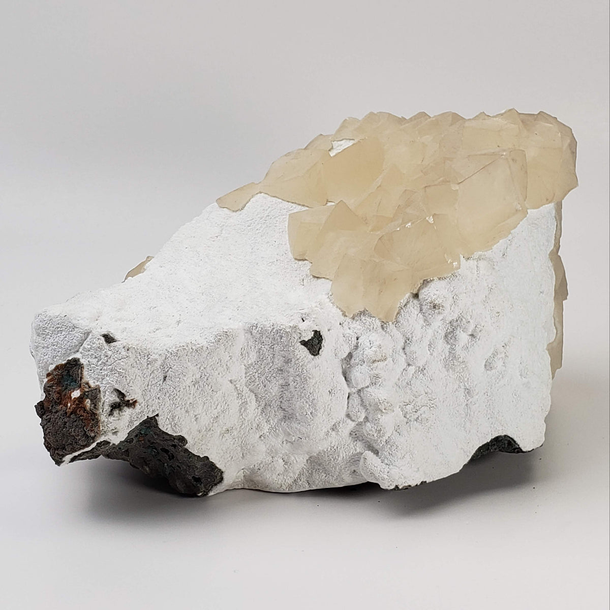  Cubic Calcite on Mordenite Druse | 3.43 KG | Nashik India 1