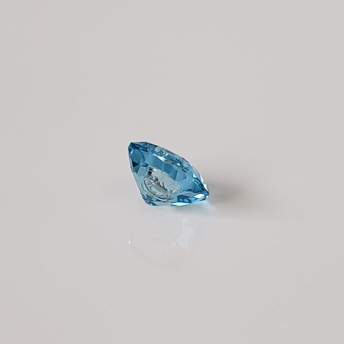  Diamond in Topaz | Cushion Cut | Sky Blue | 6 mm 1.30ct 5