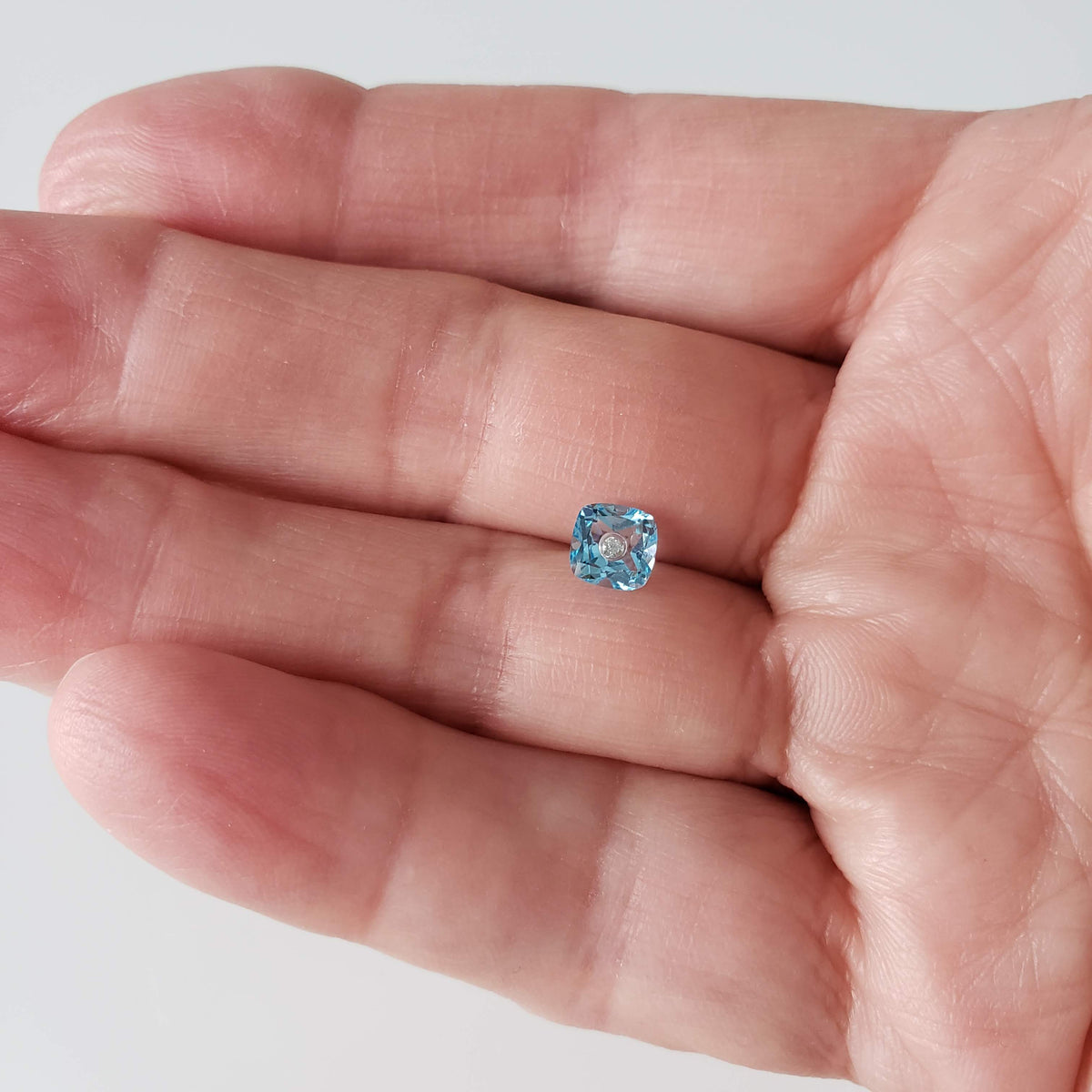  Diamond in Topaz | Cushion Cut | Sky Blue | 6 mm 1.30ct 7