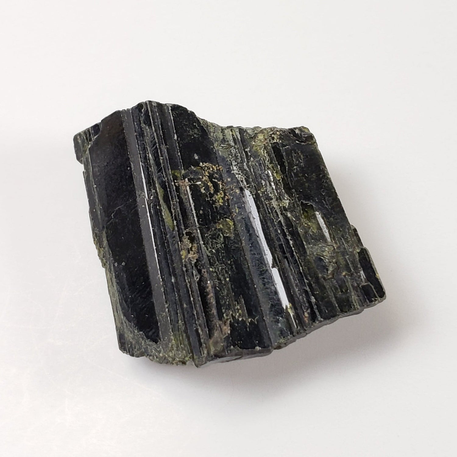  Epidote Parallel Crystal | Dark Green | 11.04 gr | Campo do Boa Mina, Minas Gerais, Brazil 