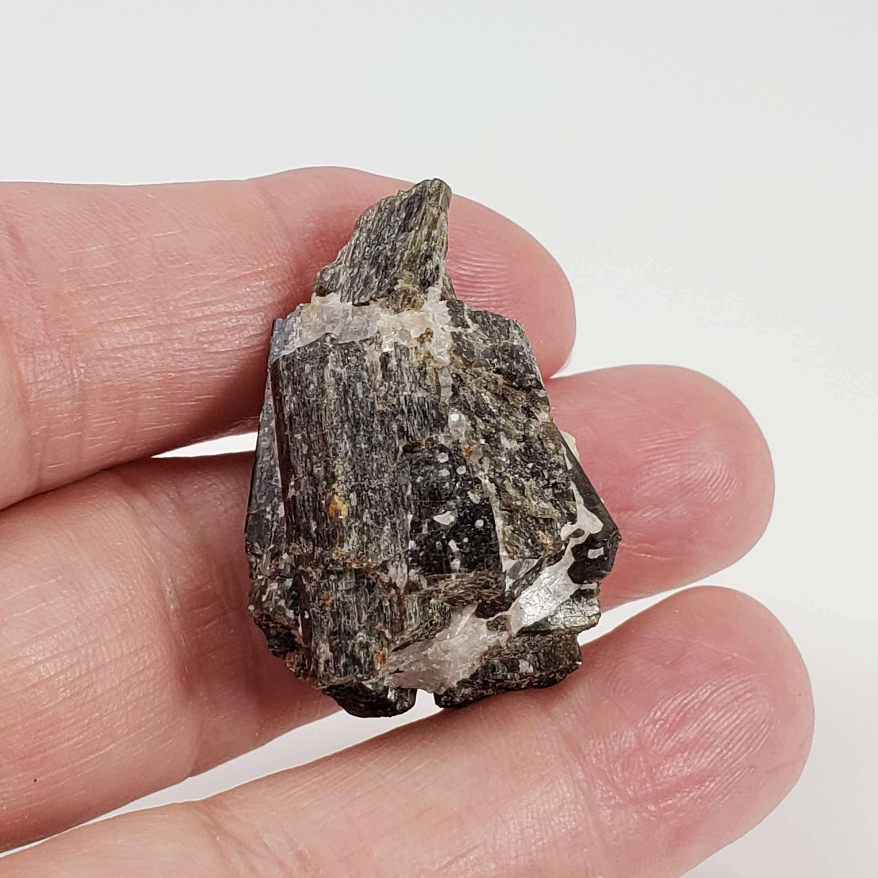  Fluor-Richterite with Calcite Crystal | Rare Mineral | 14.1 grams | Wilberforce, Ontario, Canada 4