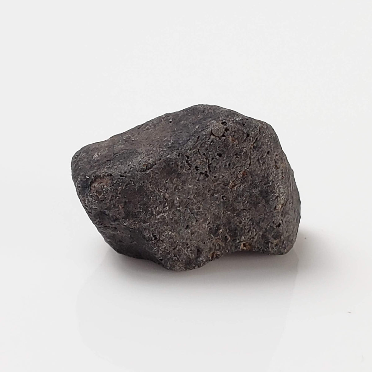  Gao-Guenie Meteorite | 2.55 gr | H5 Chondrite | Observed Fall | Burkina Faso | 100% Fresh Crust 1