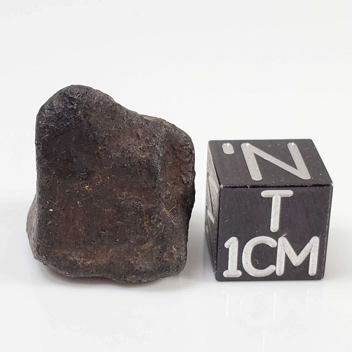  Gao-Guenie Meteorite | 7.87 gr | H5 Chondrite | Observed Fall | Burkina Faso | 100% Fresh Crust 