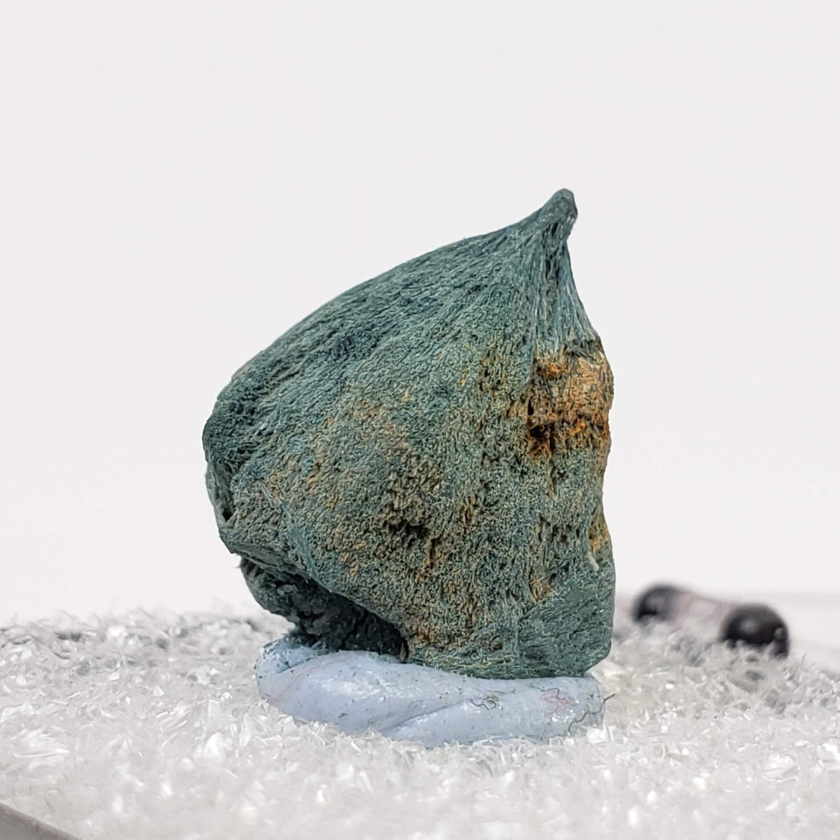  Gormanite | Perky Box Thumbnail Specimen | Galilea, Minas Gerais, Brazil 2