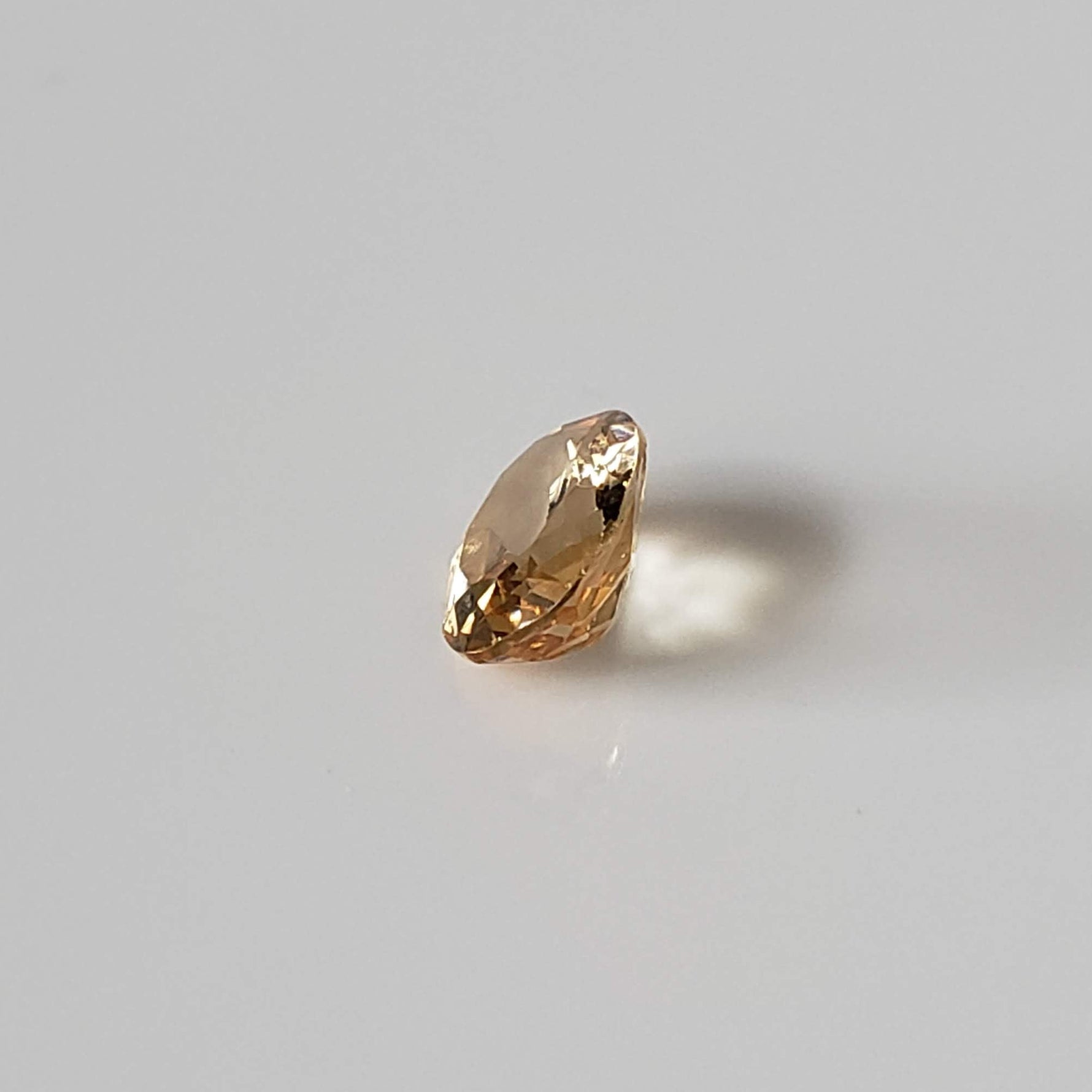  Imperial Topaz | Oval Cut | Orange | 6.8x5mm | 0.78ct 3