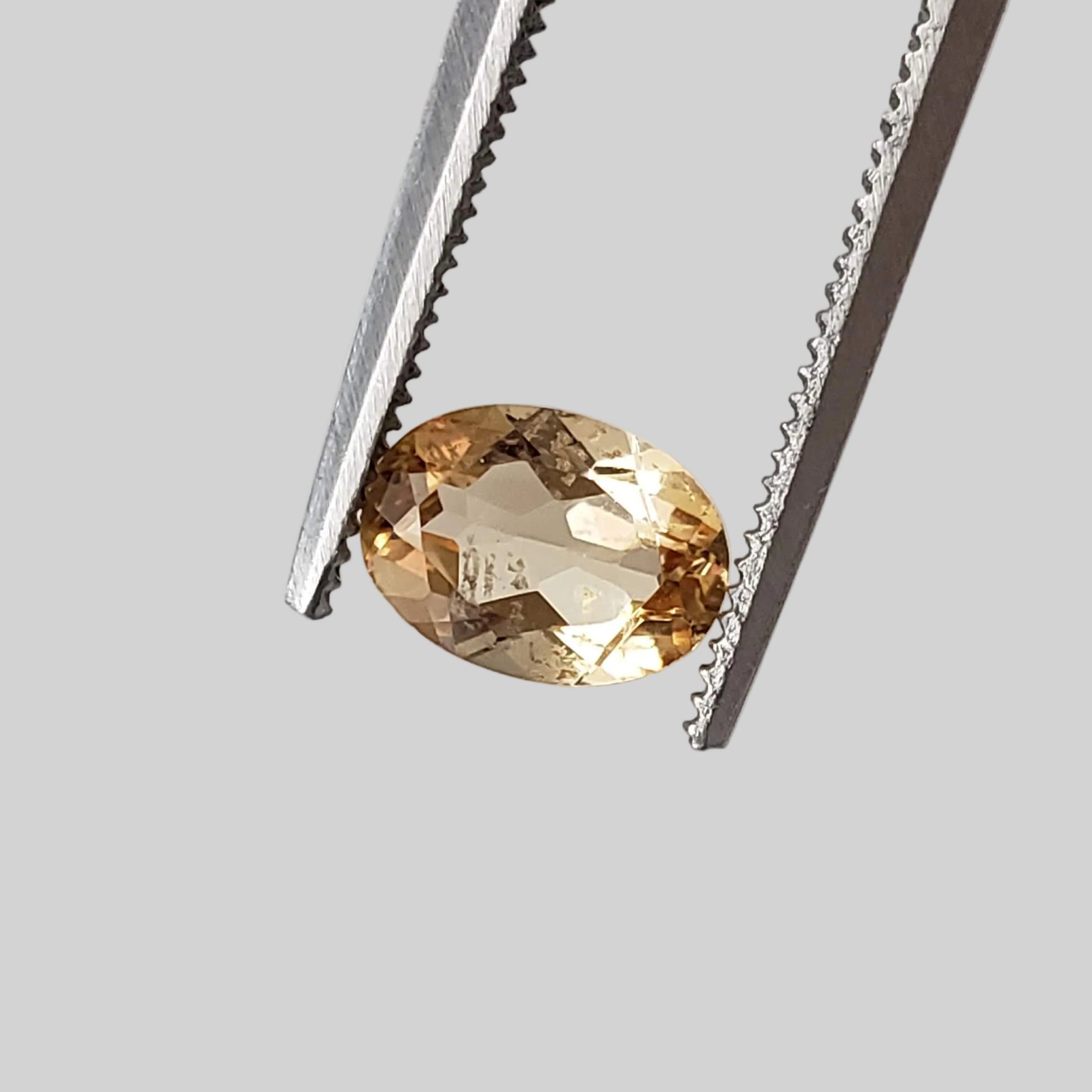  Imperial Topaz | Oval Cut | Orange | 6.8x5mm | 0.78ct 1
