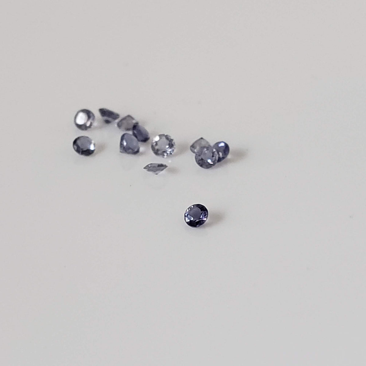 Iolite | 12 Piece Gemstone Lot | Round Cut | Blue Purple | 1.3mm 0.13tcw 3