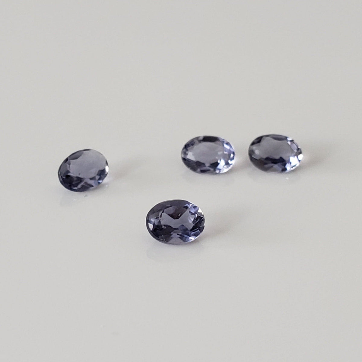  Iolite | 4 Piece Lot | Oval Cut | Purple | 3.7x2.7mm 0.4tcw 4