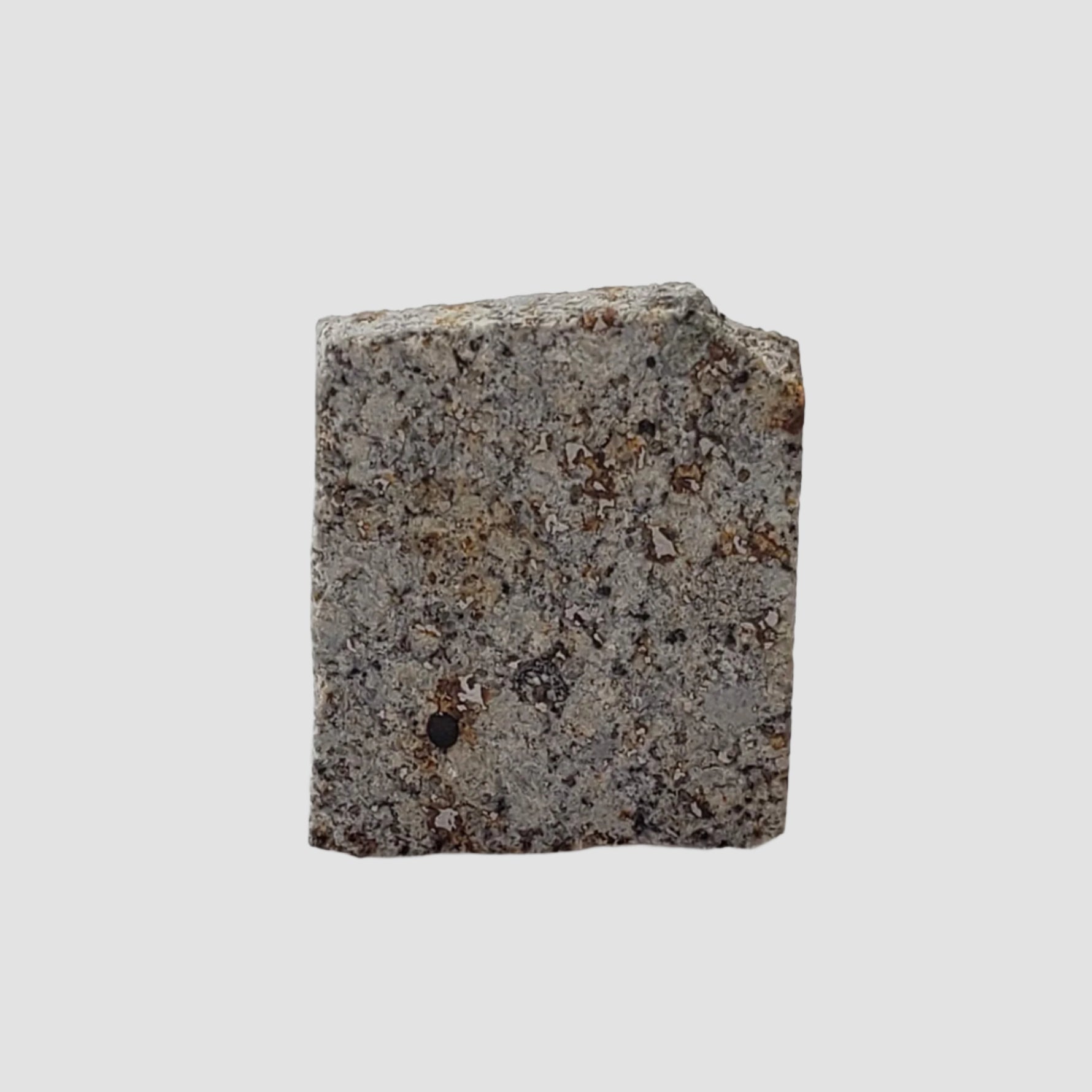  Kabo Meteorite | 0.75 grams | Part Slice | H4 Chondrite | Low TKW | Nigeria 3