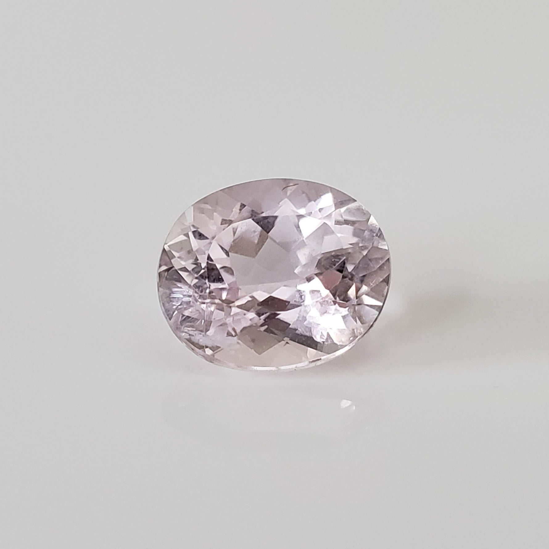  Kunzite | Untreated | Oval Cut | Bright Pink | 13x11mm | Afghanistan 
