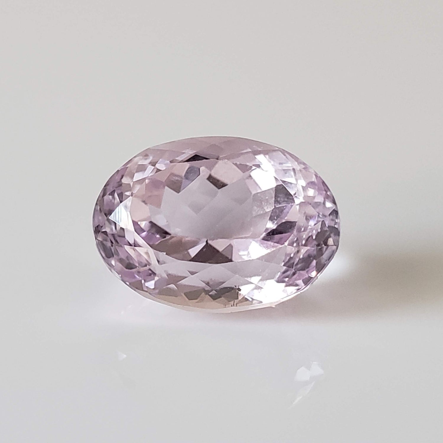  Kunzite | Untreated | Oval Cut | Lavender Pink | 16x11.7mm, 12.83ct | Afghanistan 